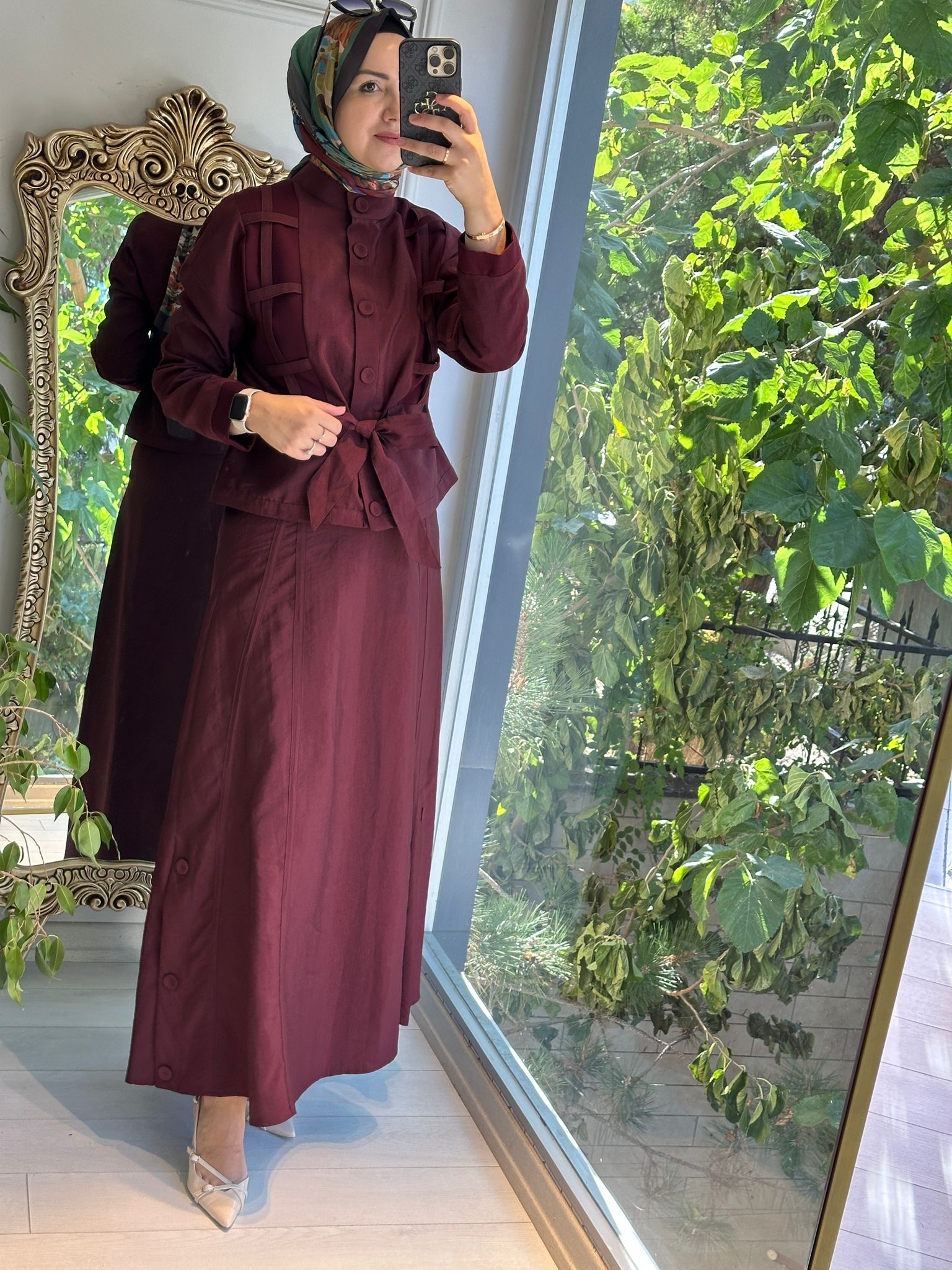 CEKETİ KAFES ETEĞİN YANLARI DÜĞMELİ TK