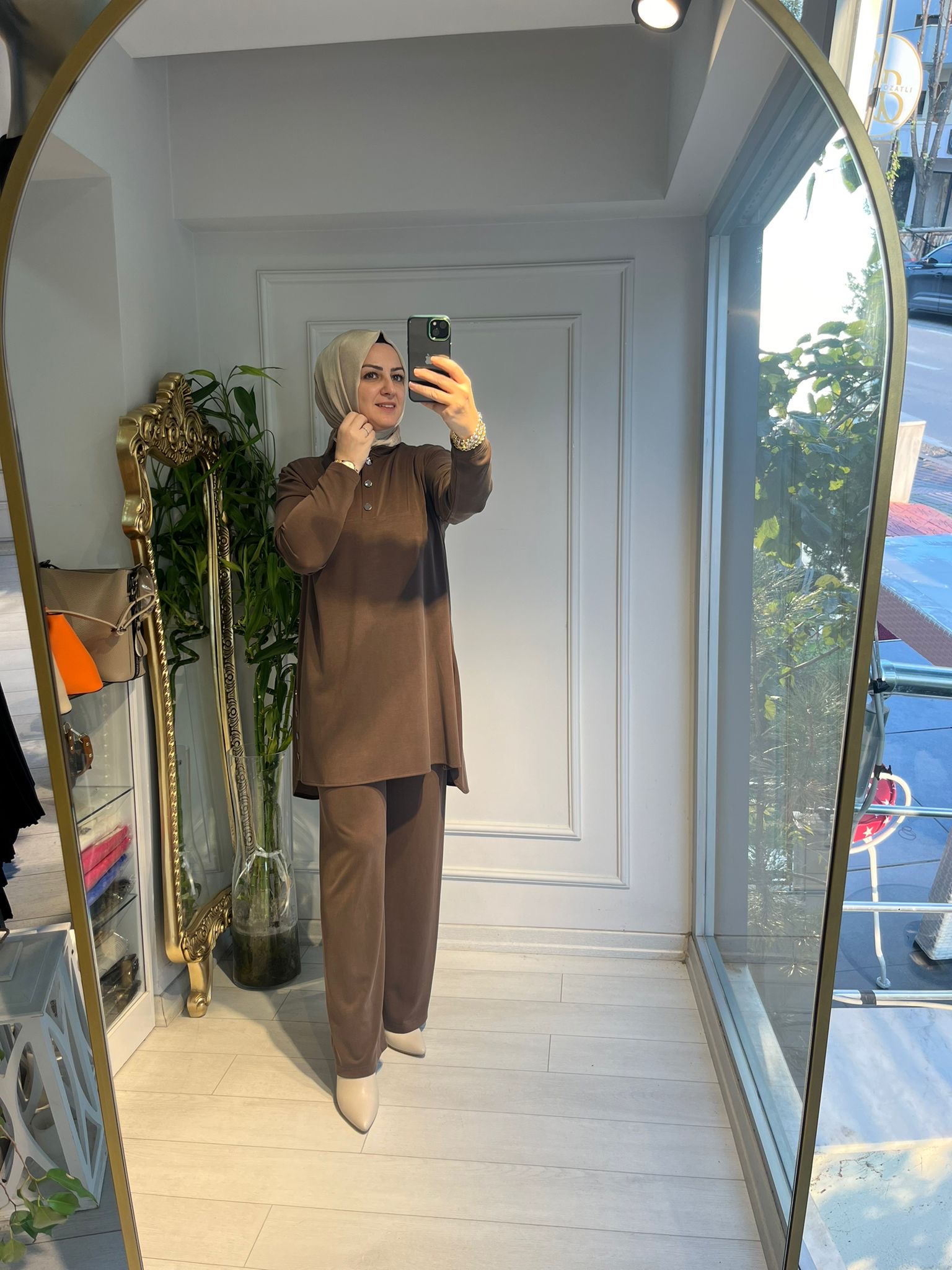 DÜĞME DETAYLI OYSHO TAKIM KAHVE