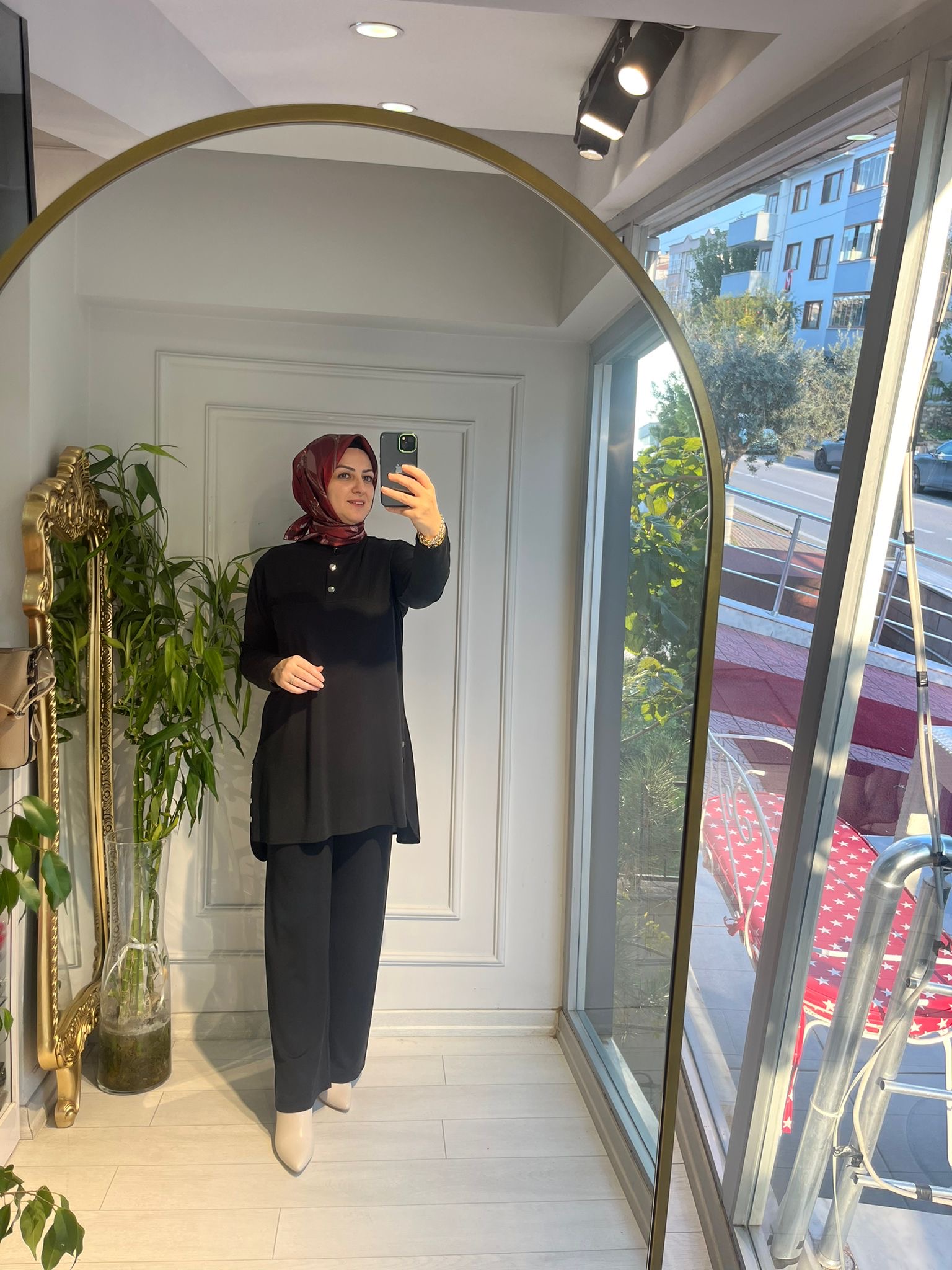 DÜĞME DETAYLI OYSHO TAKIM SİYAH