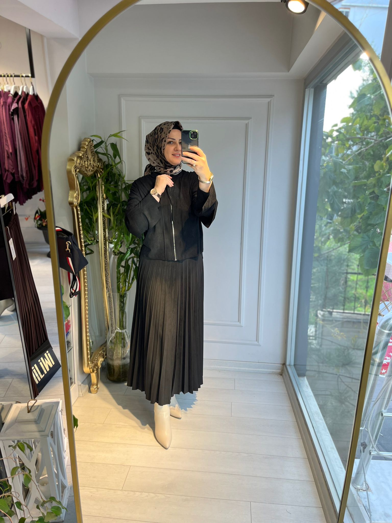 İNCE PİLİSE SÜET ETEK SİYAH