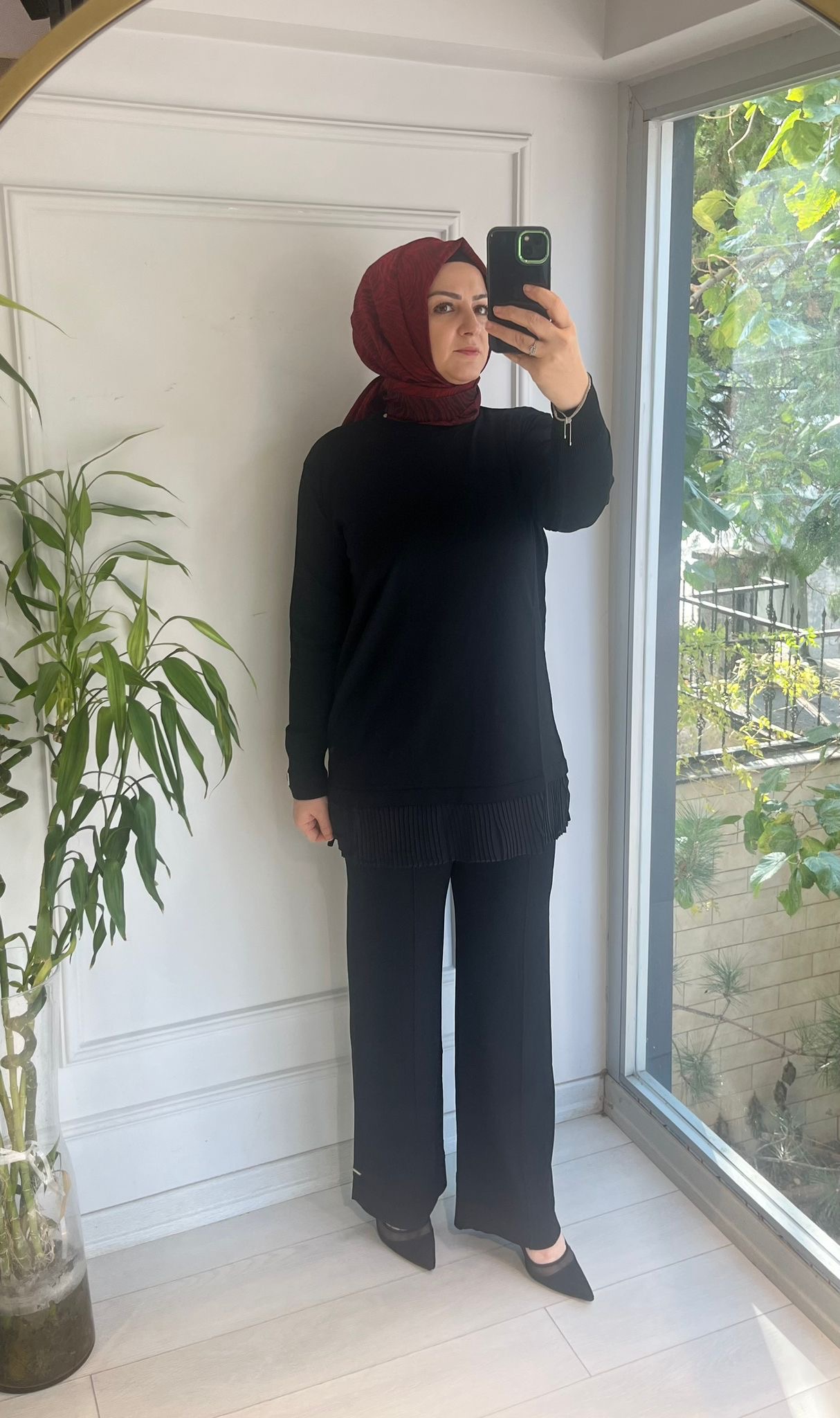 MERSERİZE ETEK UCU PLİSELİ TUNİK SİYAH