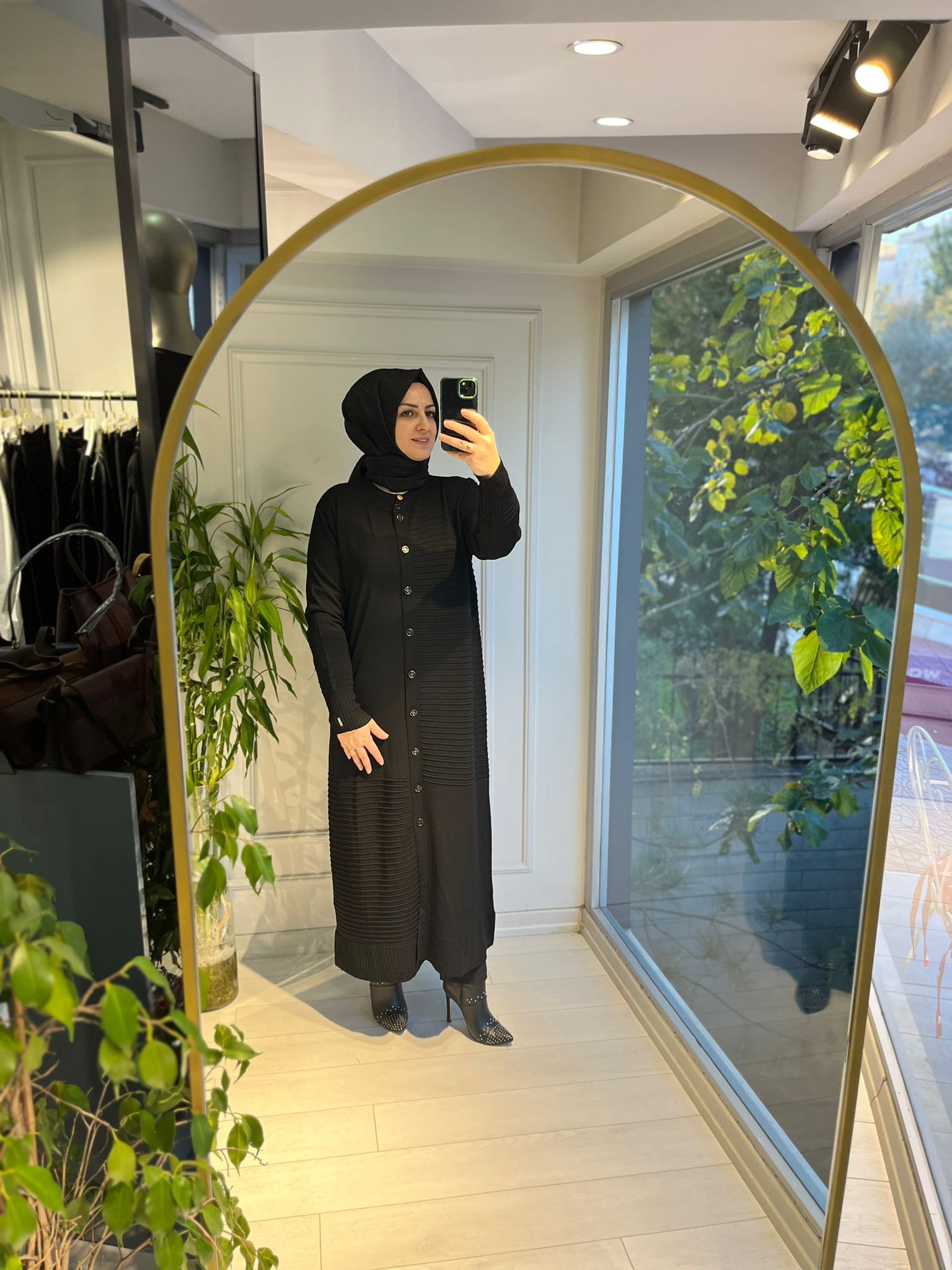 ÖNÜ NEVRÜLLÜ UZUN MERSERİZE HIRKA