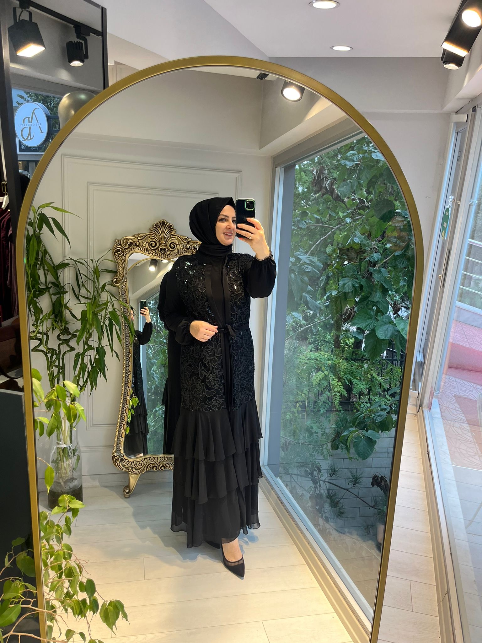 Pullu Abaya Takım Siyah